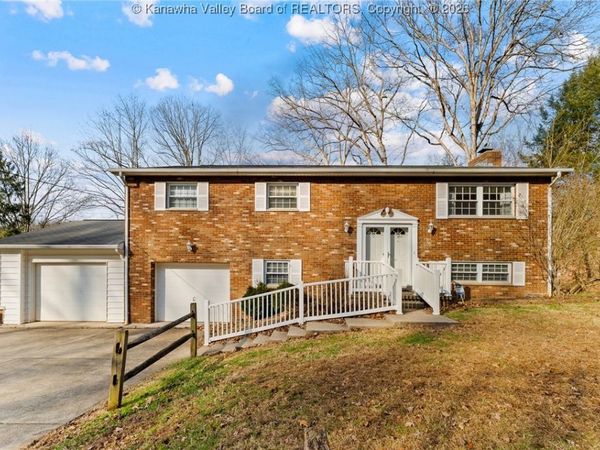 795 Echo Road, South Charleston, WV 25303