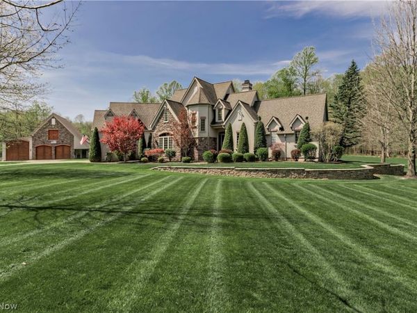 425 Woodside Avenue, Jefferson, OH 44047