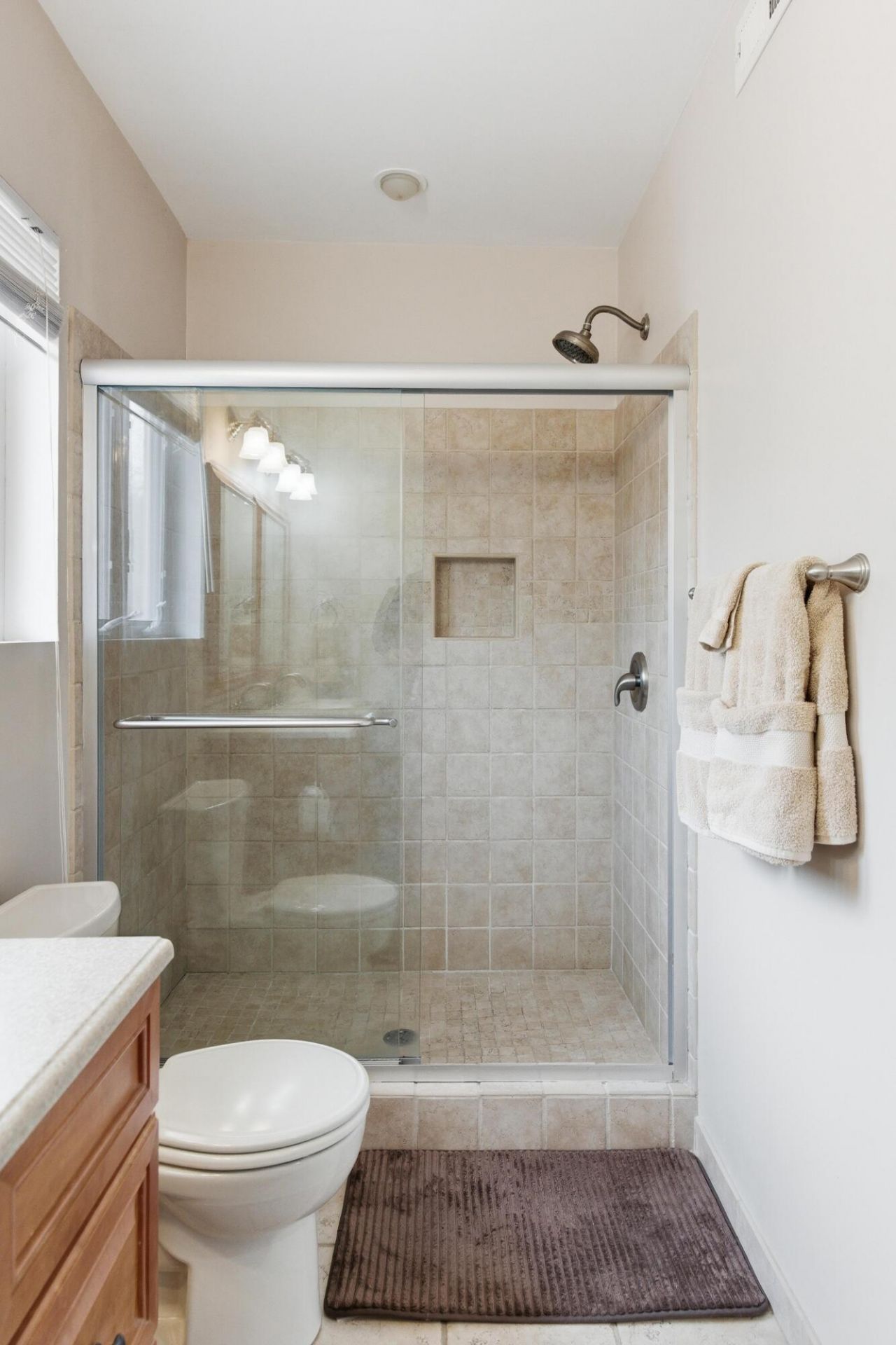 2804 Marshall Boulevard Photo 24