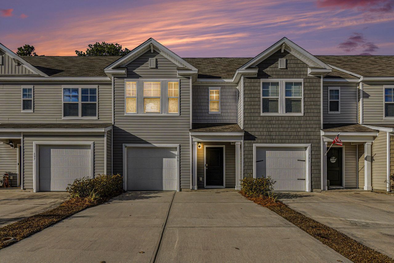 699 Hilchot Drive Summerville, SC 29486