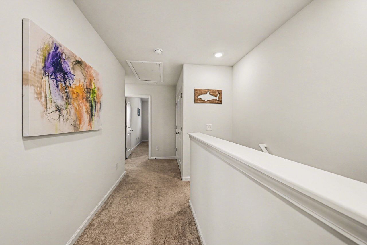 699 Hilchot Drive Photo 10