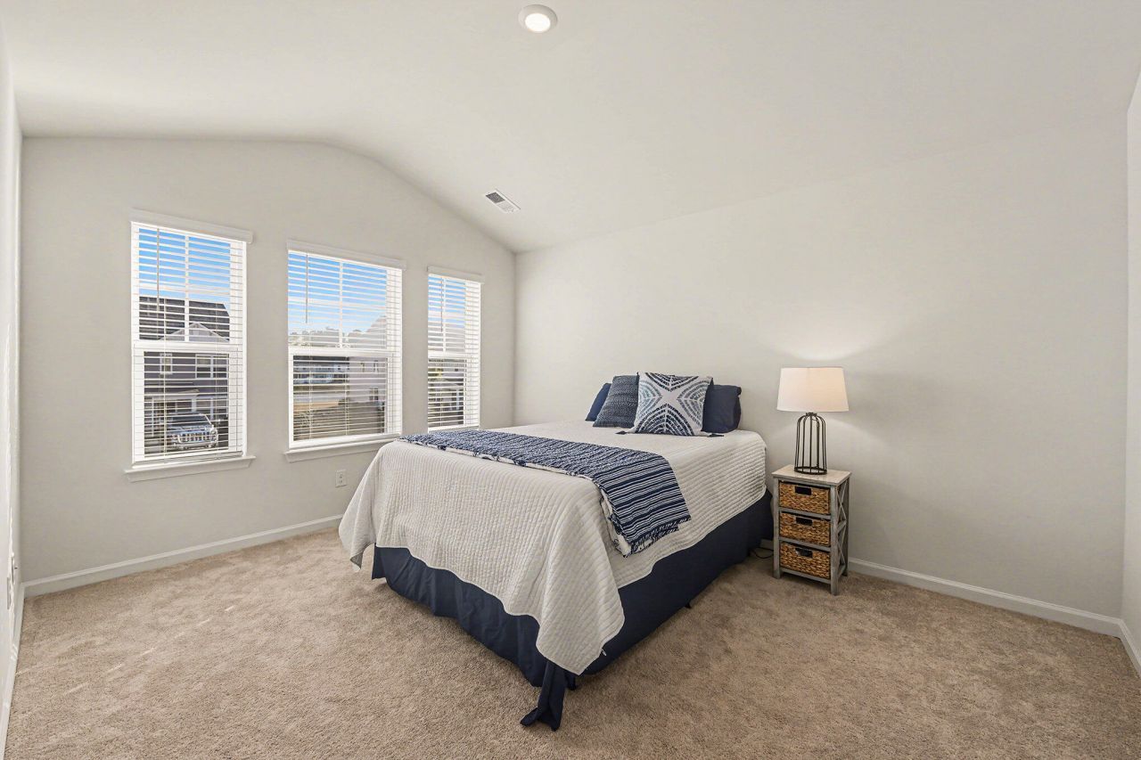 699 Hilchot Drive Photo 11