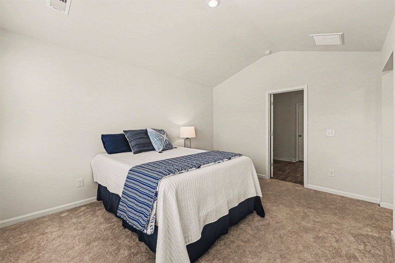 699 Hilchot Drive Photo 12