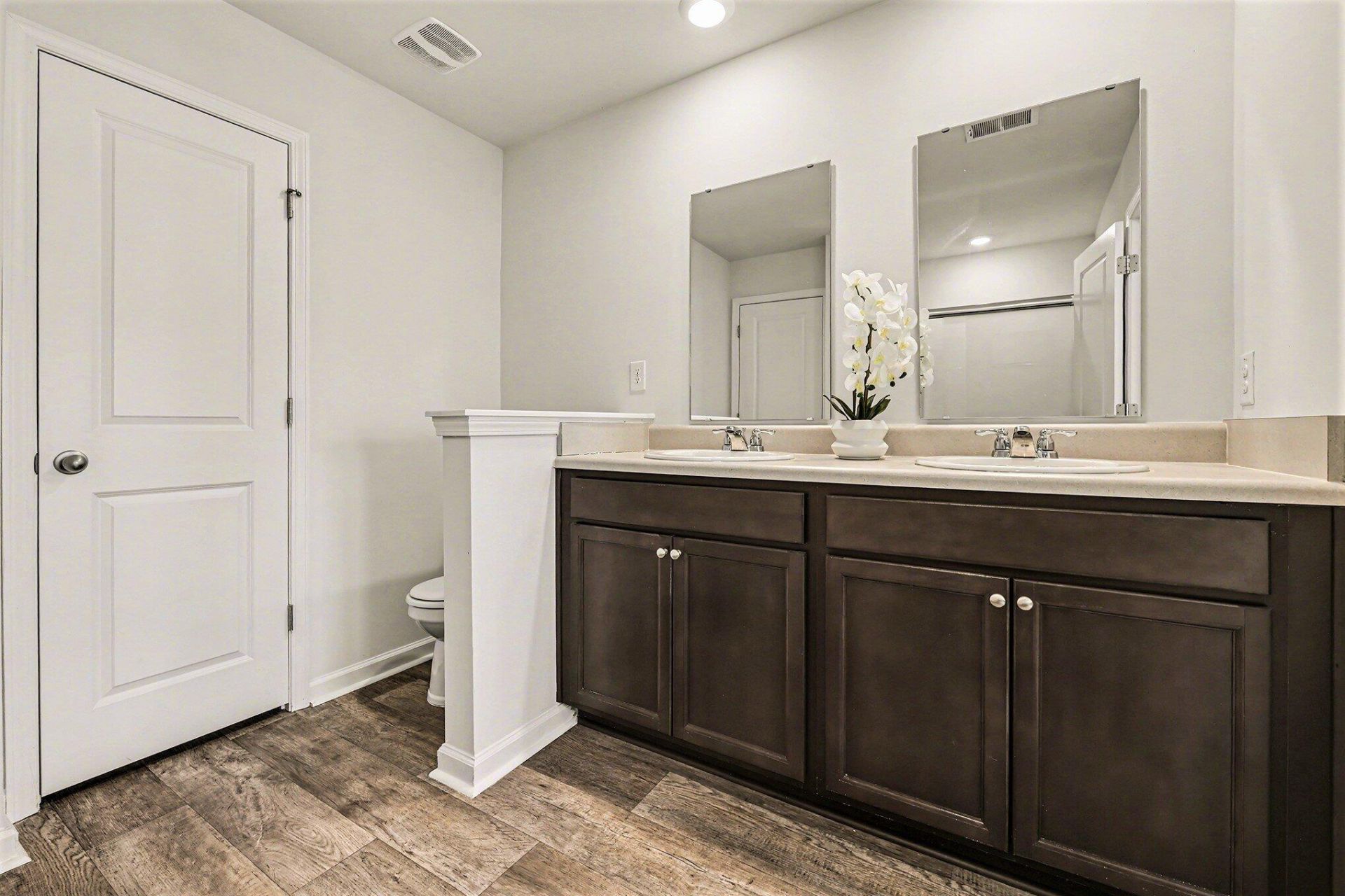 699 Hilchot Drive Photo 18