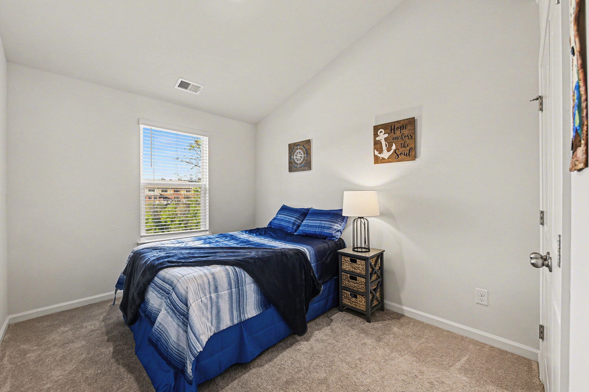 699 Hilchot Drive Photo 20