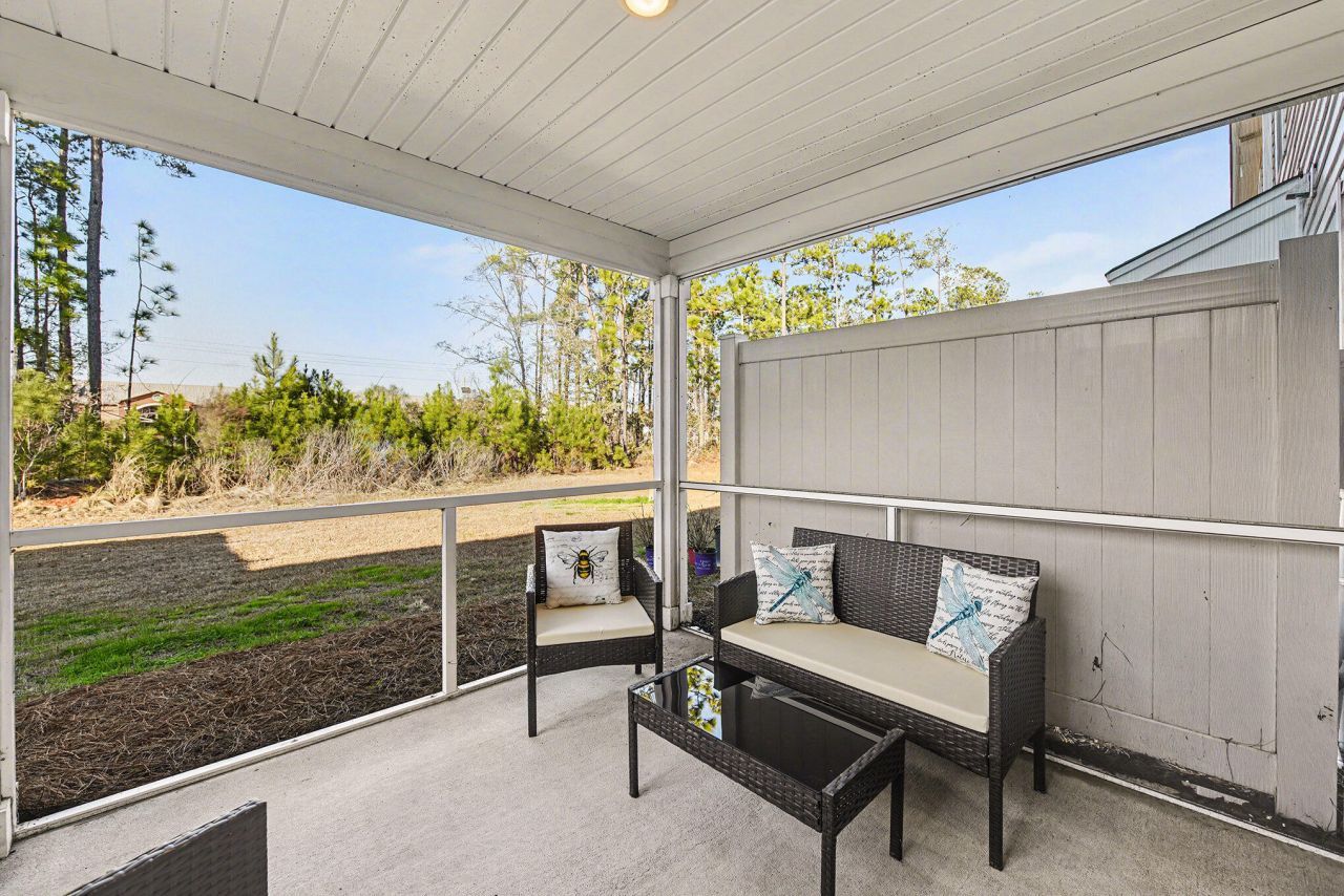 699 Hilchot Drive Photo 22