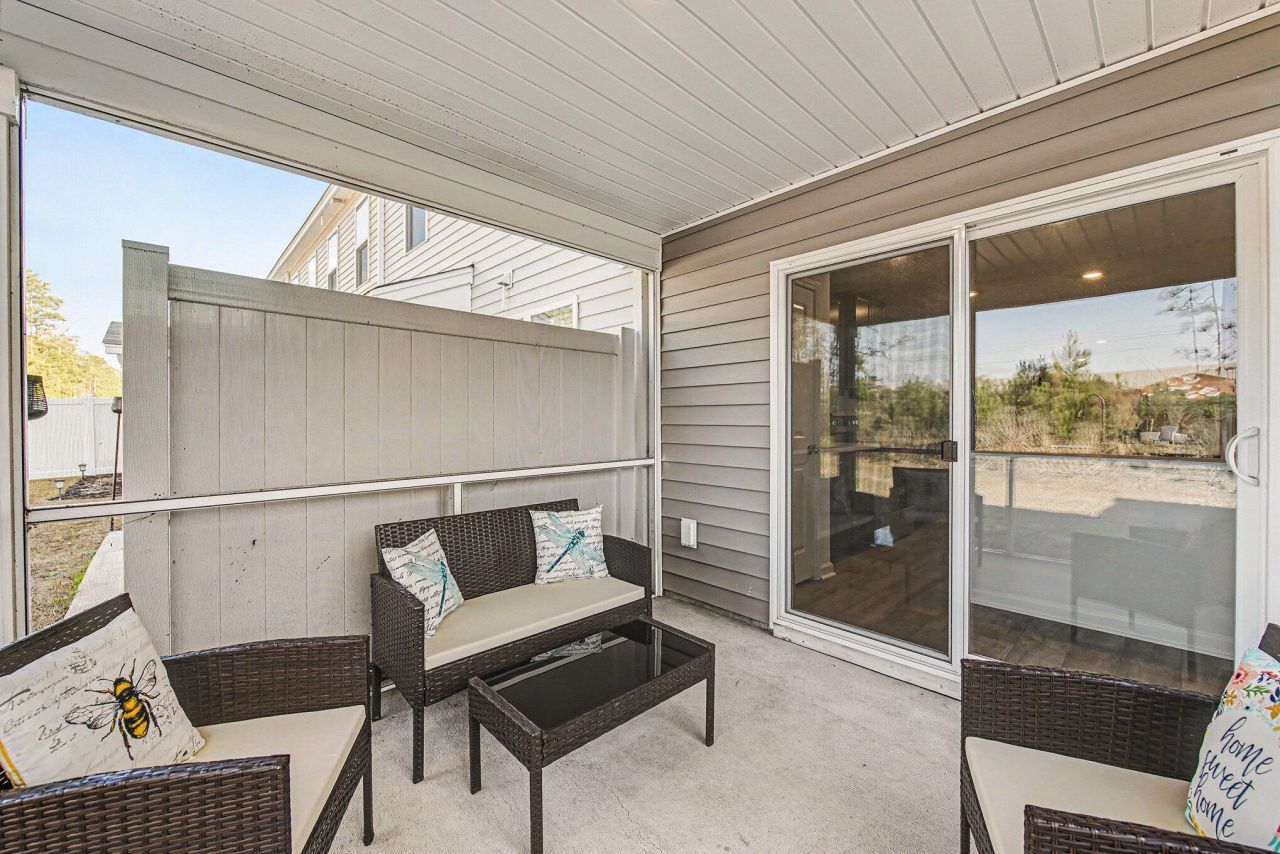 699 Hilchot Drive Photo 23