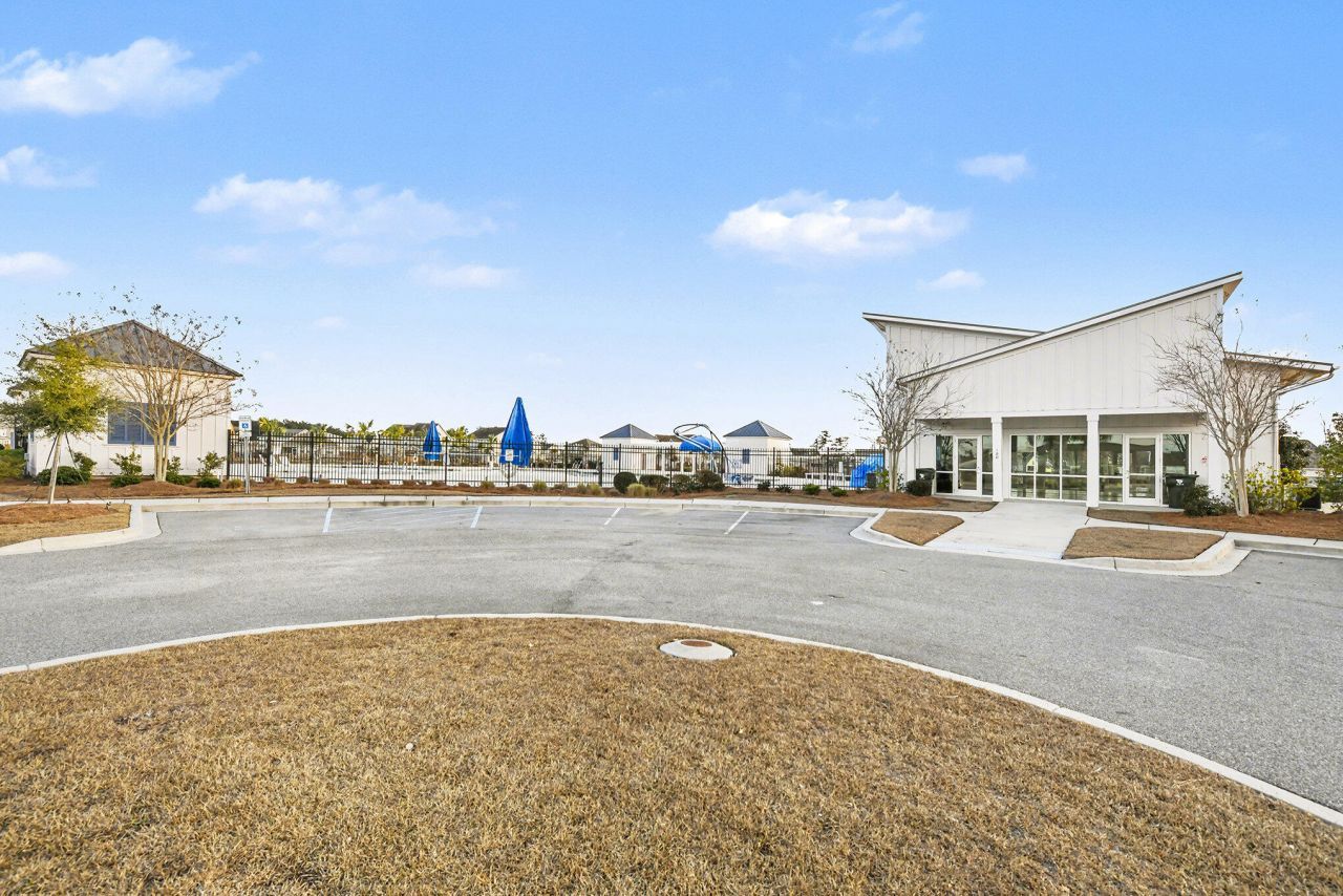 699 Hilchot Drive Photo 31