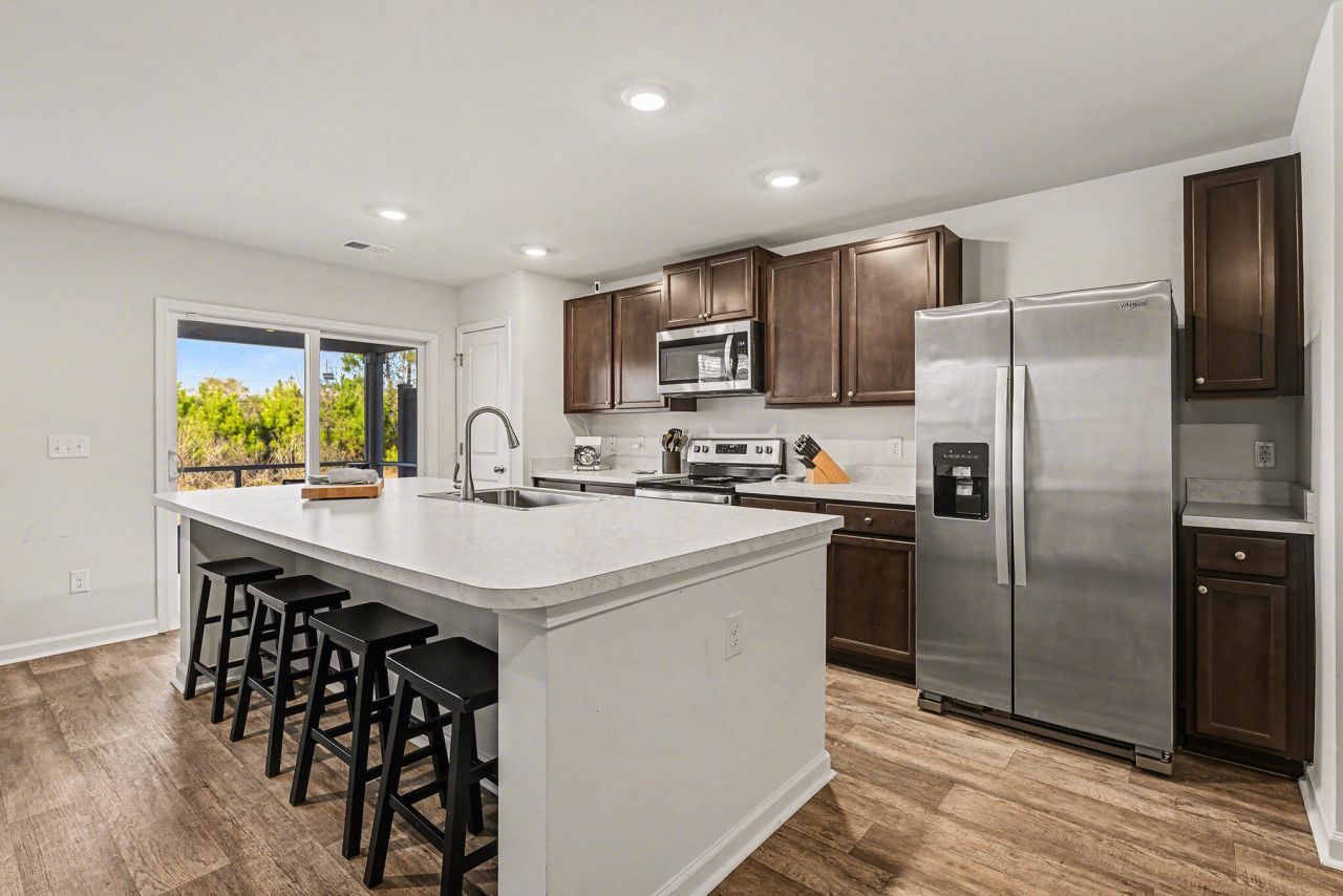 699 Hilchot Drive Photo 7