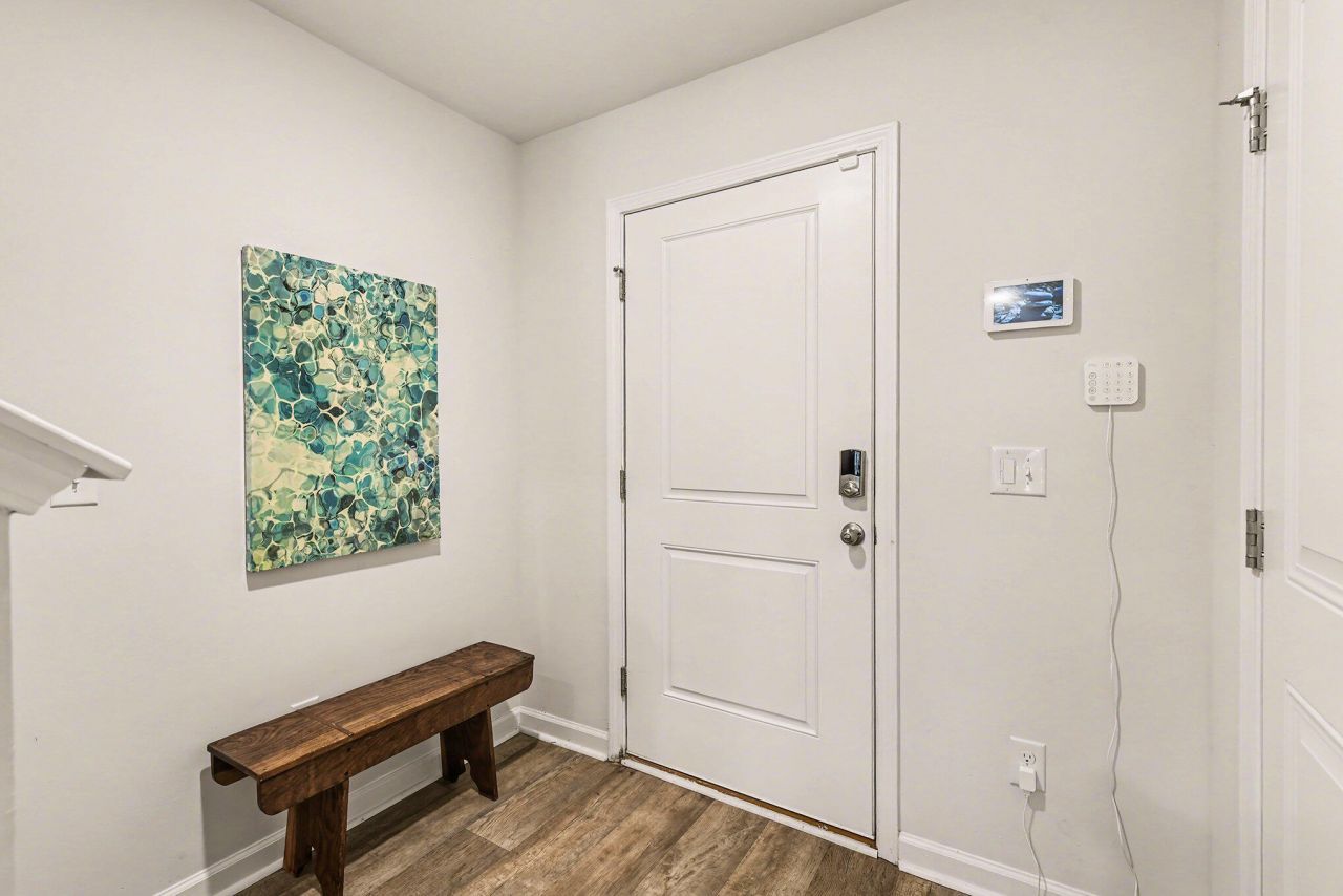 699 Hilchot Drive Photo 8