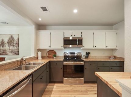 2401 Eilers Ln #102, Unit 102, Lodi, CA 95242 Photo