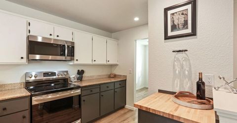 2401 Eilers Ln #102, Unit 102, Lodi, CA 95242 Photo