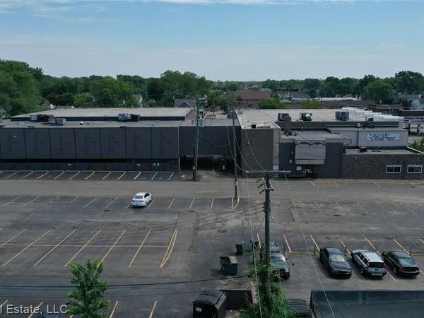 3490 12 MILE Road, Berkley, MI 48072