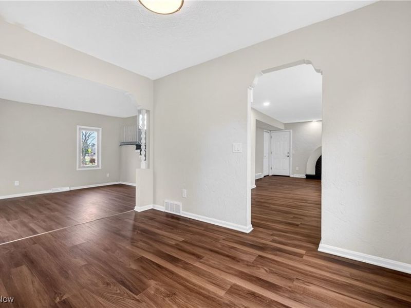 578 N Main Street, Amherst, OH 44001 Photo 10