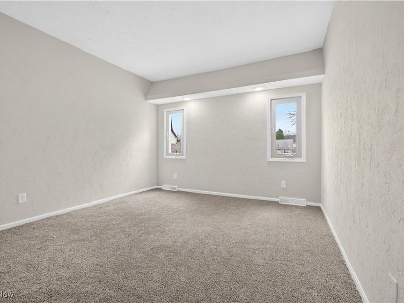 578 N Main Street, Amherst, OH 44001 Photo 21