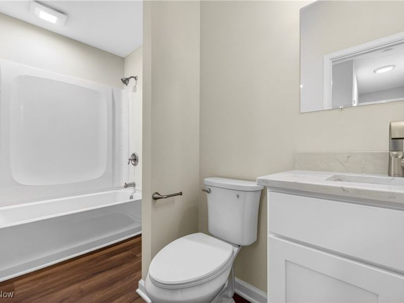 578 N Main Street, Amherst, OH 44001 Photo 27