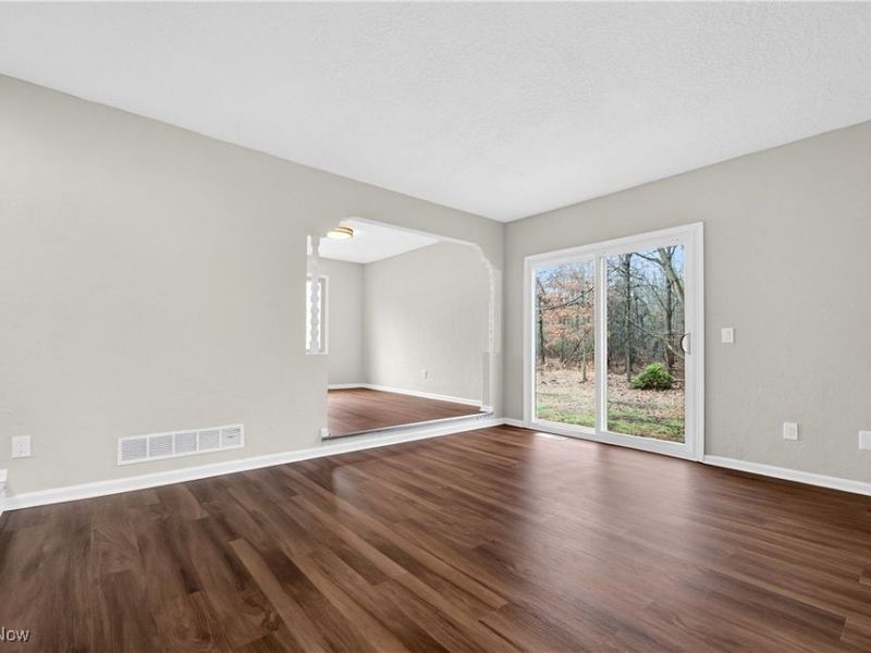 578 N Main Street, Amherst, OH 44001 Photo 7