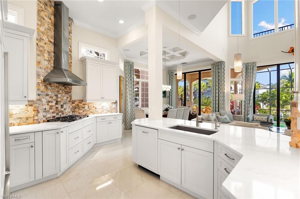 27556 River Reach Dr, Bonita Springs, FL 34134 Photo