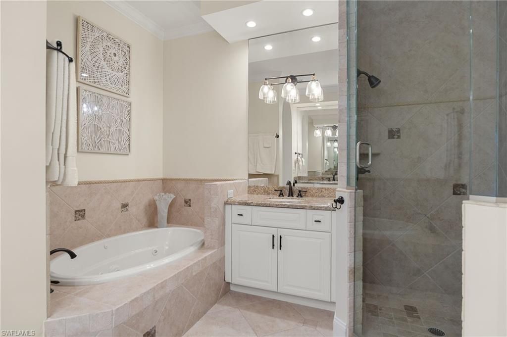 27556 River Reach Dr, Bonita Springs, FL 34134 Photo