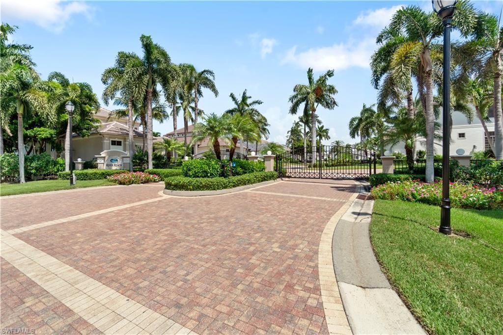 27556 River Reach Dr, Bonita Springs, FL 34134 Photo