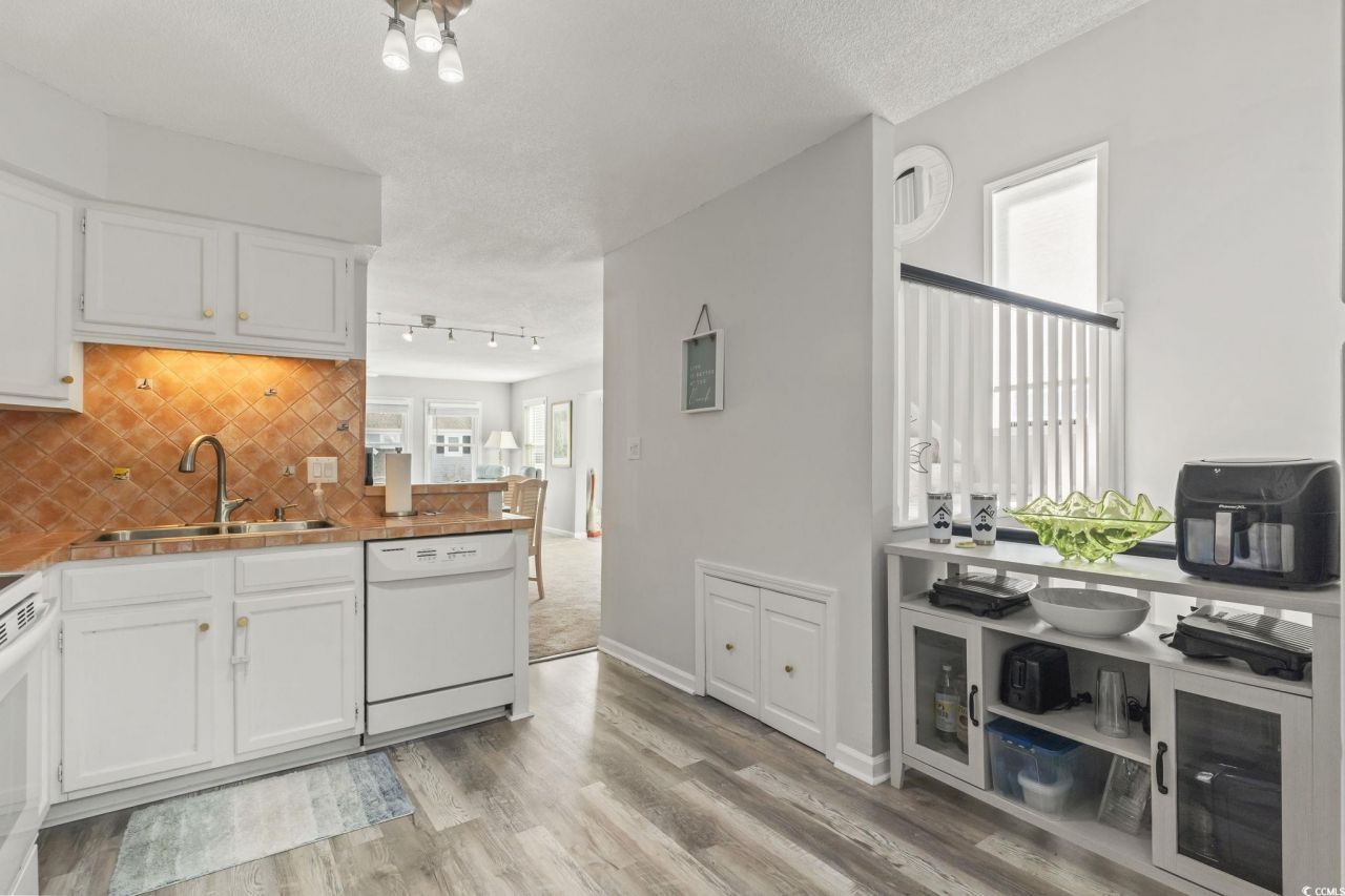 4999 Highway 17 Business Photo 18