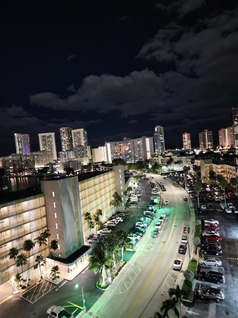 401 Golden Isles Dr , Unit 1114, Hallandale Beach, FL 33009 Photo