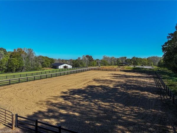 979 Perkinson Road , Ruffin, NC 27326