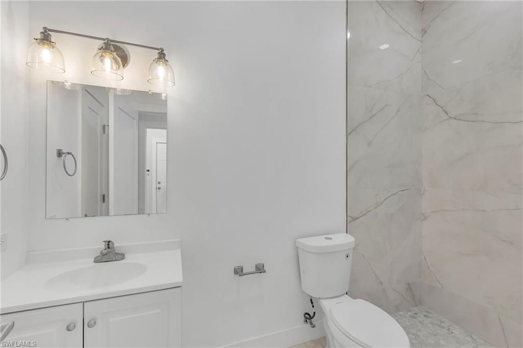 11099 Sea Tropic Ln, Fort Myers, FL 33908 Photo