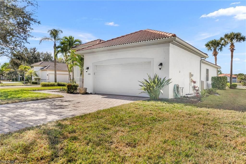 11099 Sea Tropic Ln, Fort Myers, FL 33908 Photo