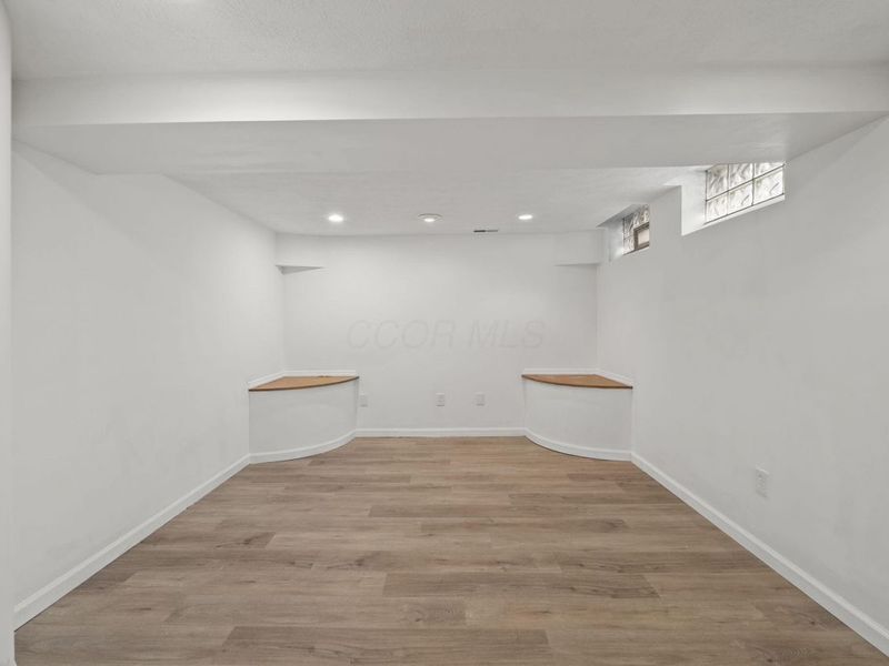 2706 Moundcrest Street, Columbus, OH 43232 Photo 19