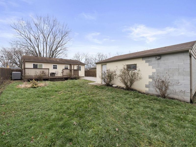 2706 Moundcrest Street, Columbus, OH 43232 Photo 29