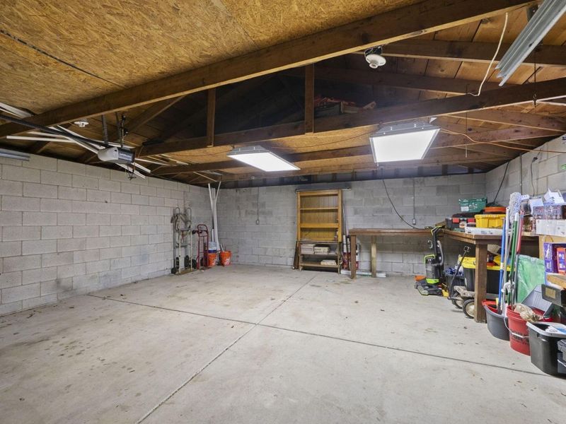 2706 Moundcrest Street, Columbus, OH 43232 Photo 36