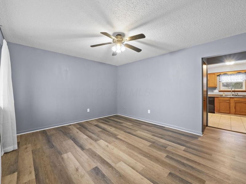 2706 Moundcrest Street, Columbus, OH 43232 Photo 5