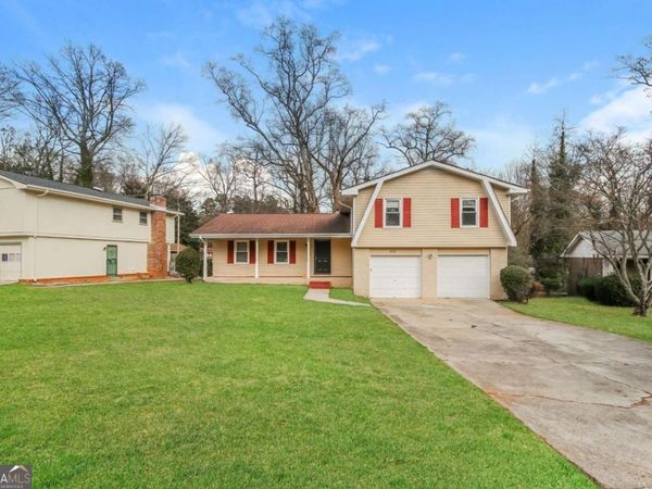 4033 Emerald North Circle, Decatur, GA 30035