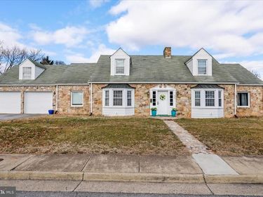 425 W 15TH STREET, FRONT ROYAL, VA 22630