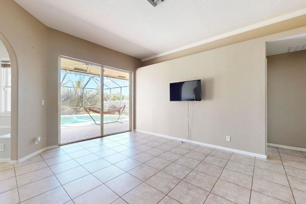 6147 NW East Deville Circle, Port Saint Lucie, FL 34986 Photo