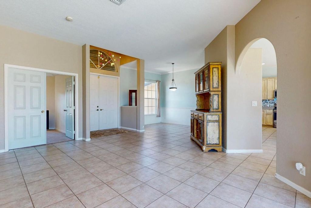 6147 NW East Deville Circle, Port Saint Lucie, FL 34986 Photo