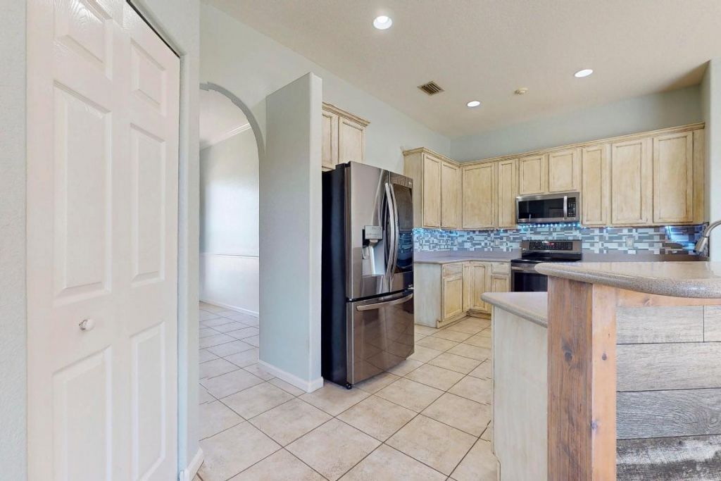 6147 NW East Deville Circle, Port Saint Lucie, FL 34986 Photo