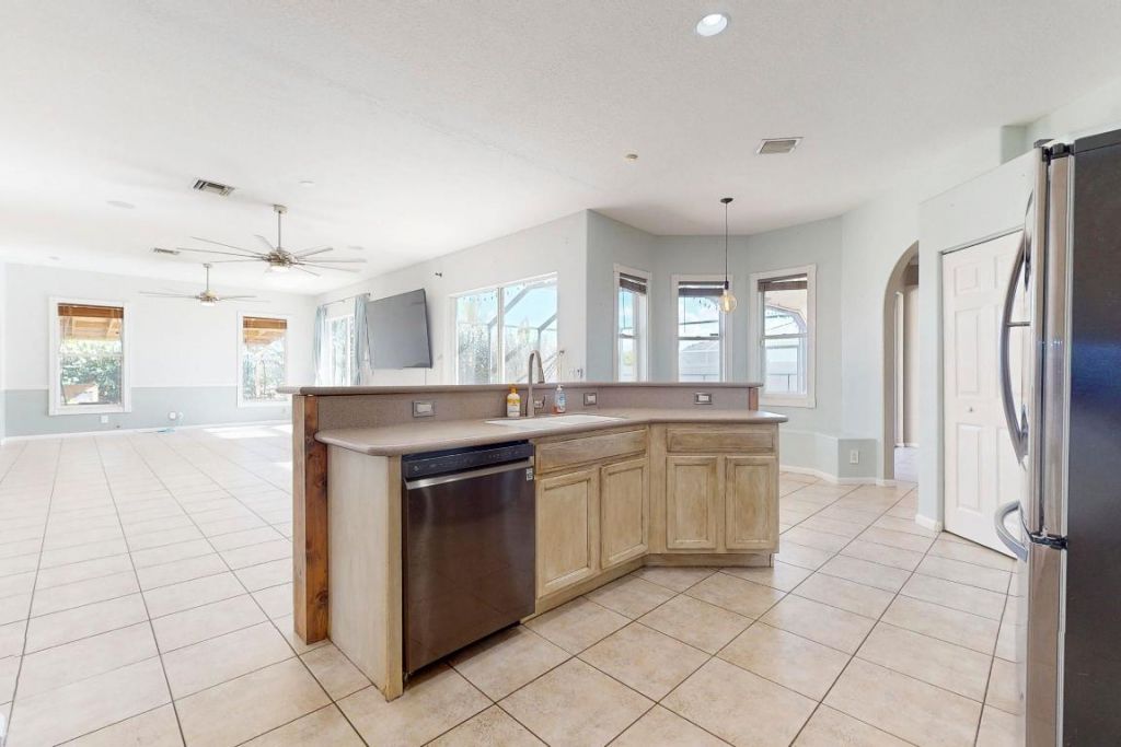 6147 NW East Deville Circle, Port Saint Lucie, FL 34986 Photo