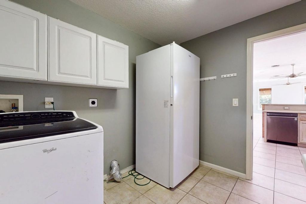 6147 NW East Deville Circle, Port Saint Lucie, FL 34986 Photo