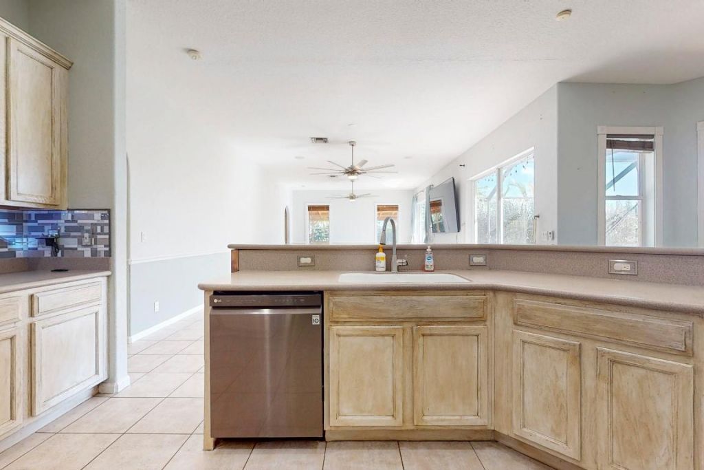 6147 NW East Deville Circle, Port Saint Lucie, FL 34986 Photo