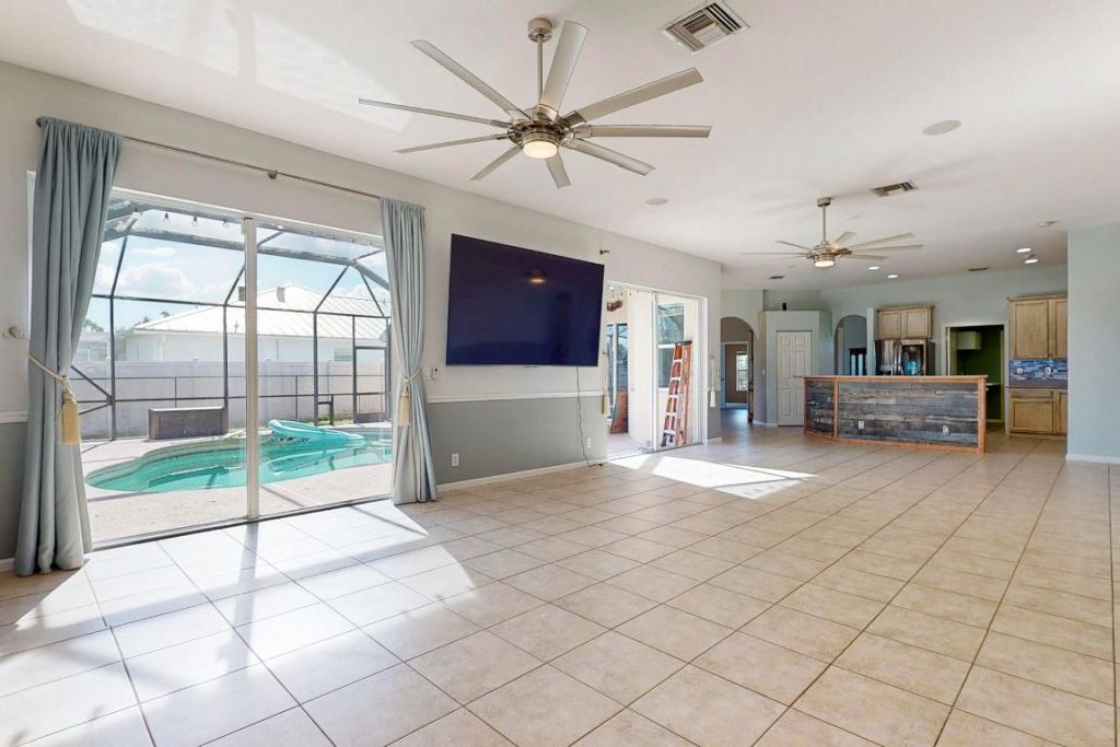 6147 NW East Deville Circle, Port Saint Lucie, FL 34986 Photo