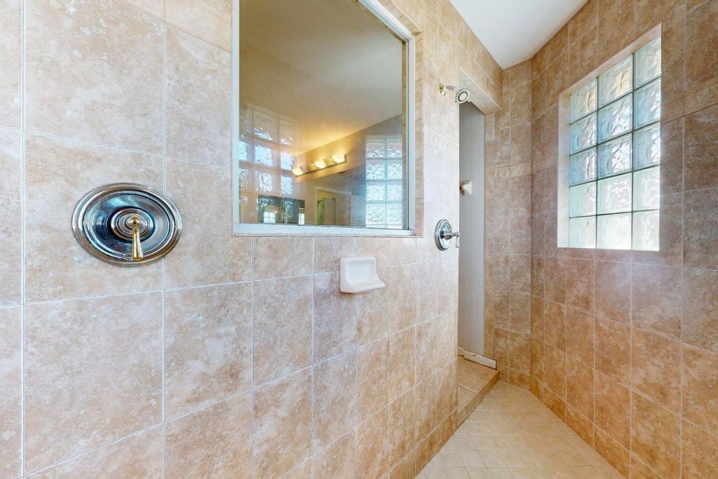 6147 NW East Deville Circle, Port Saint Lucie, FL 34986 Photo