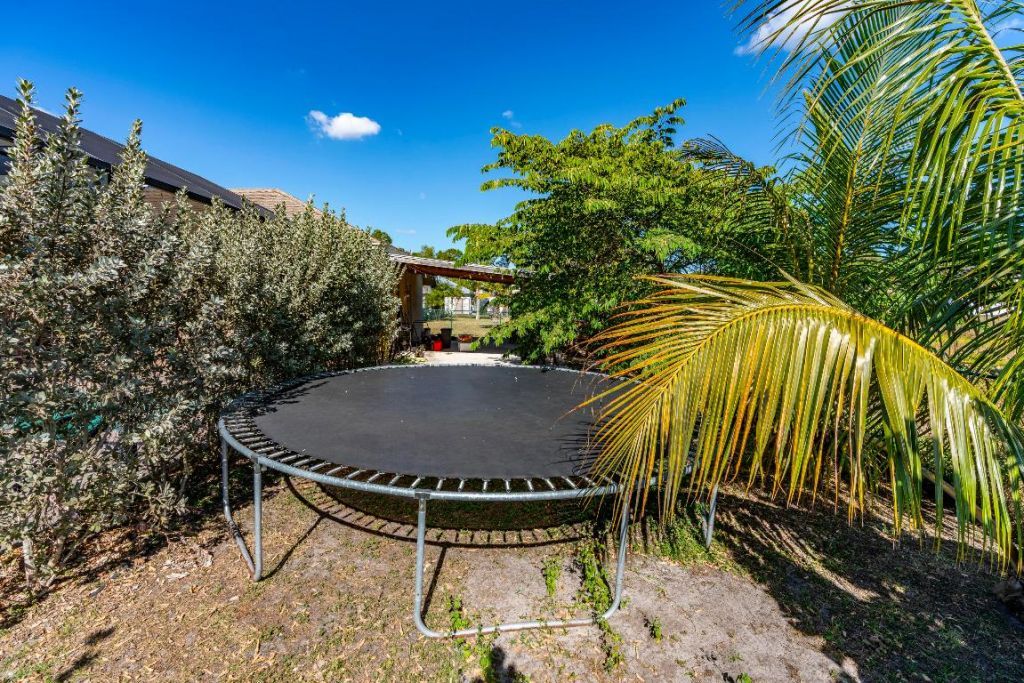 6147 NW East Deville Circle, Port Saint Lucie, FL 34986 Photo