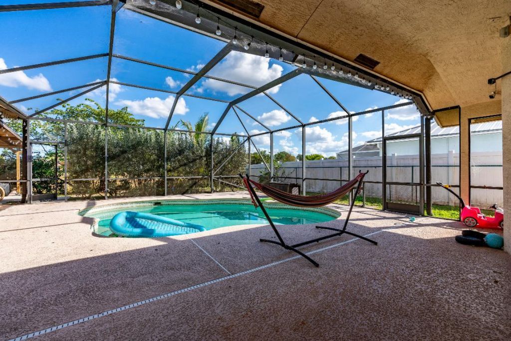 6147 NW East Deville Circle, Port Saint Lucie, FL 34986 Photo