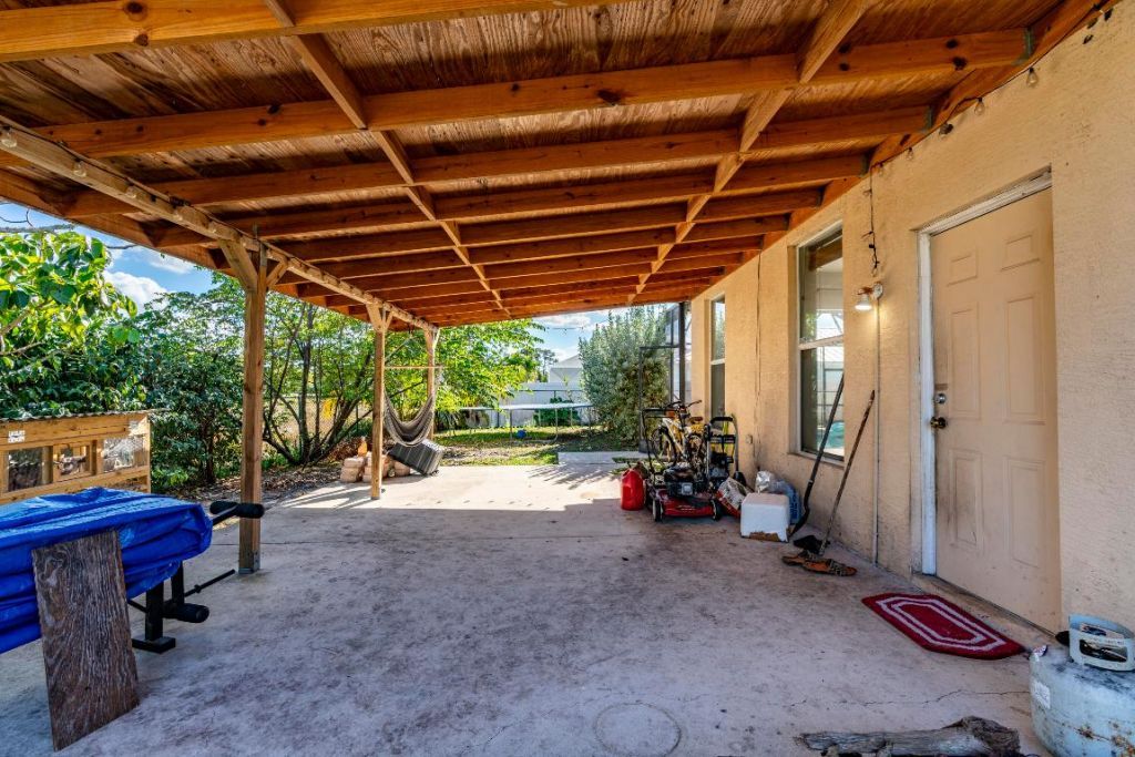 6147 NW East Deville Circle, Port Saint Lucie, FL 34986 Photo