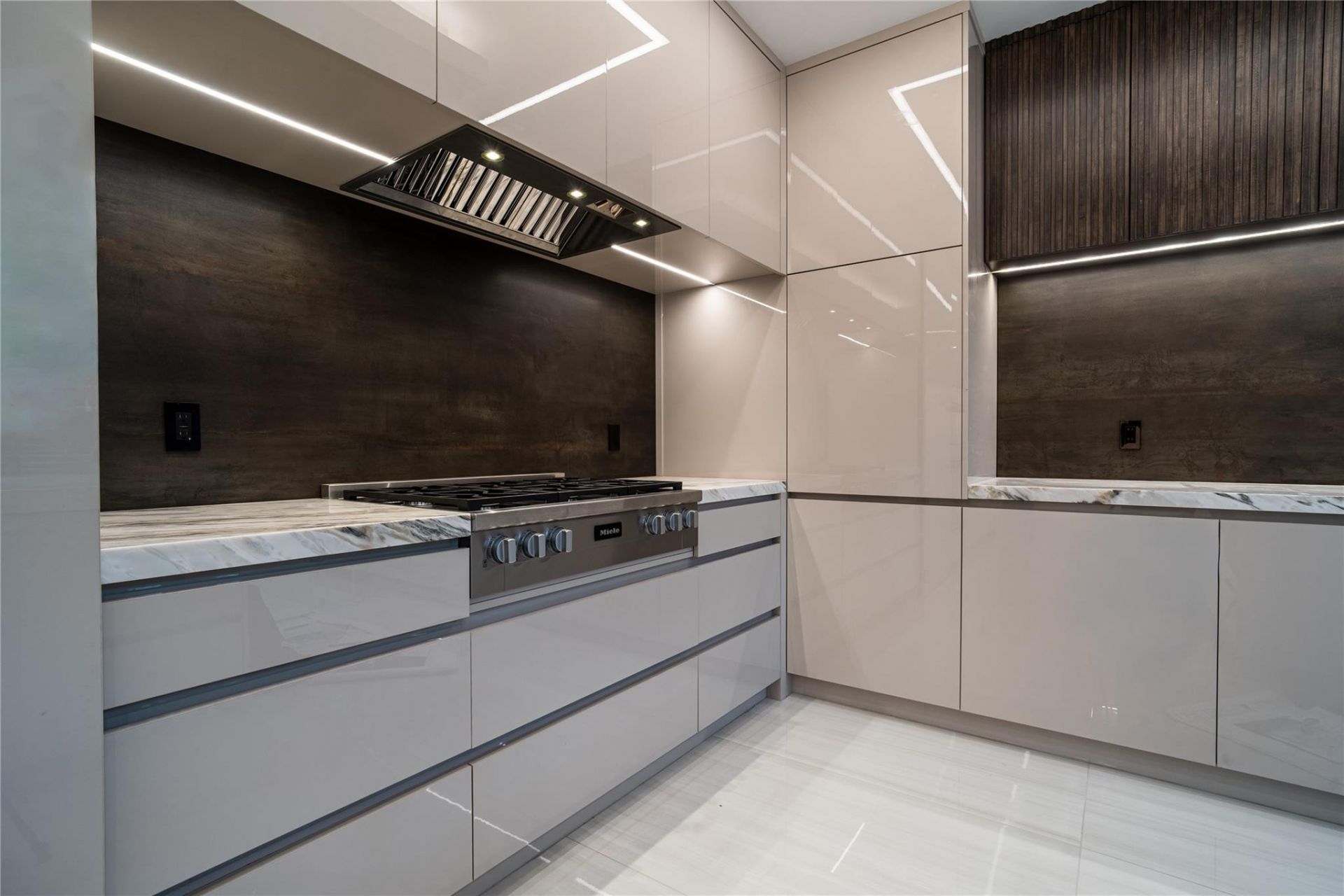 508 NE 9th Avenue, Fort Lauderdale, FL 33301 Photo