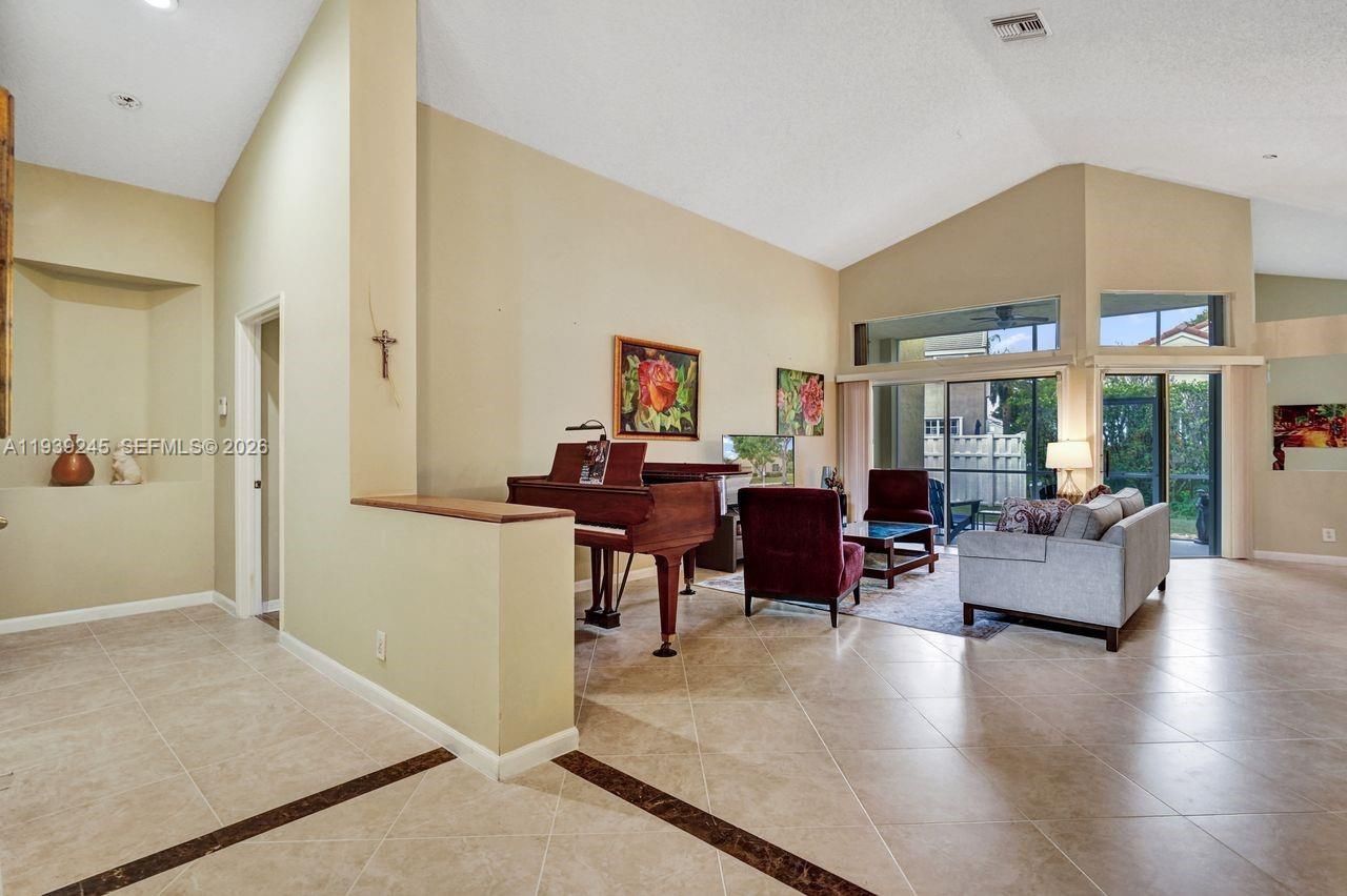 581 Slippery Rock Rd, Weston, FL 33327 Photo