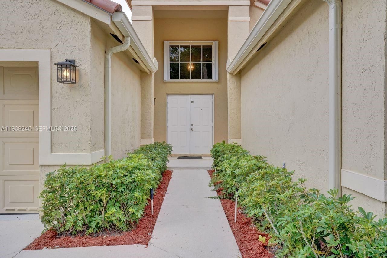 581 Slippery Rock Rd, Weston, FL 33327 Photo