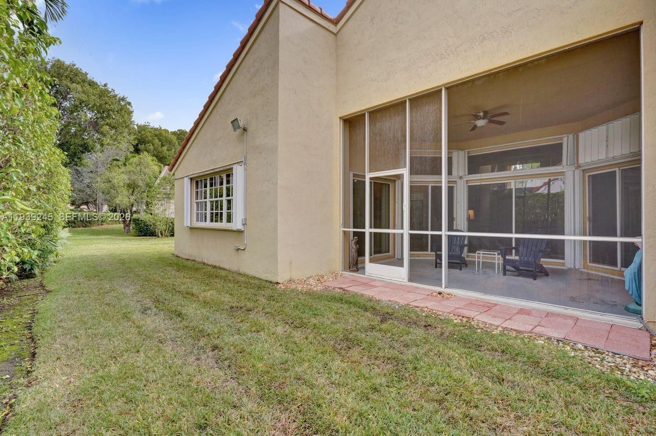 581 Slippery Rock Rd, Weston, FL 33327 Photo